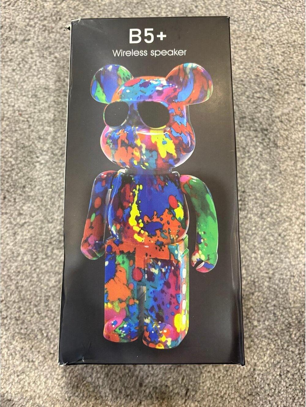Graffiti bear wireless speaker